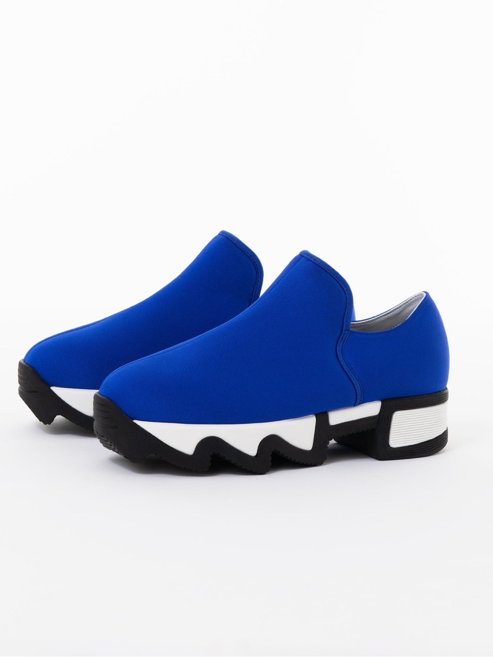 iRi NYC WES I Blue Low Top Neoprene Sneaker NWOB Sz 6.5 US